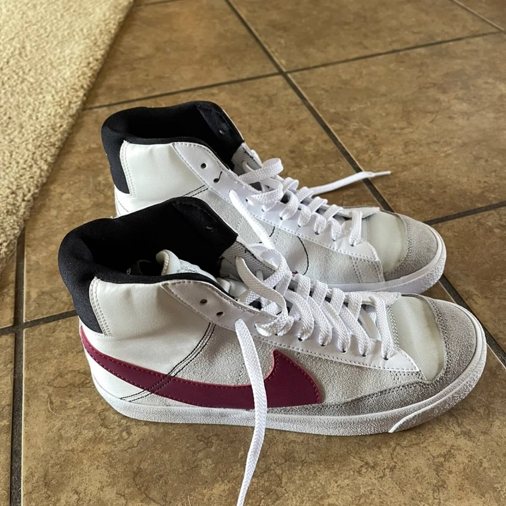 Nike Blazer mid 77 SE D Big Kids
